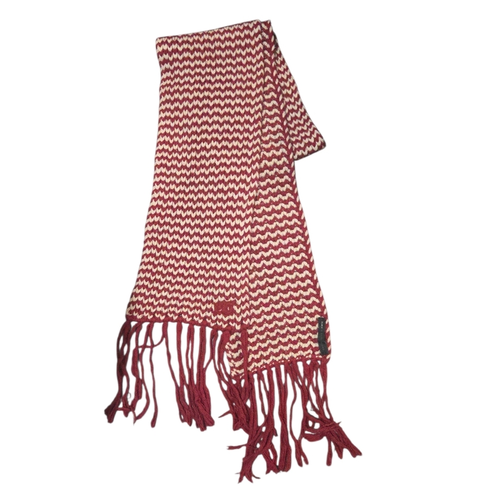 MARC BY MARC JACOBS Red and White Patterned Scarf